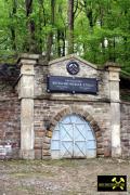 Rothschönberger Stollen im Bergbau Revier Freiberg, Erzgebirge, Sachsen, (D) (1) 05. Mai 2005 Stollenportal.jpg